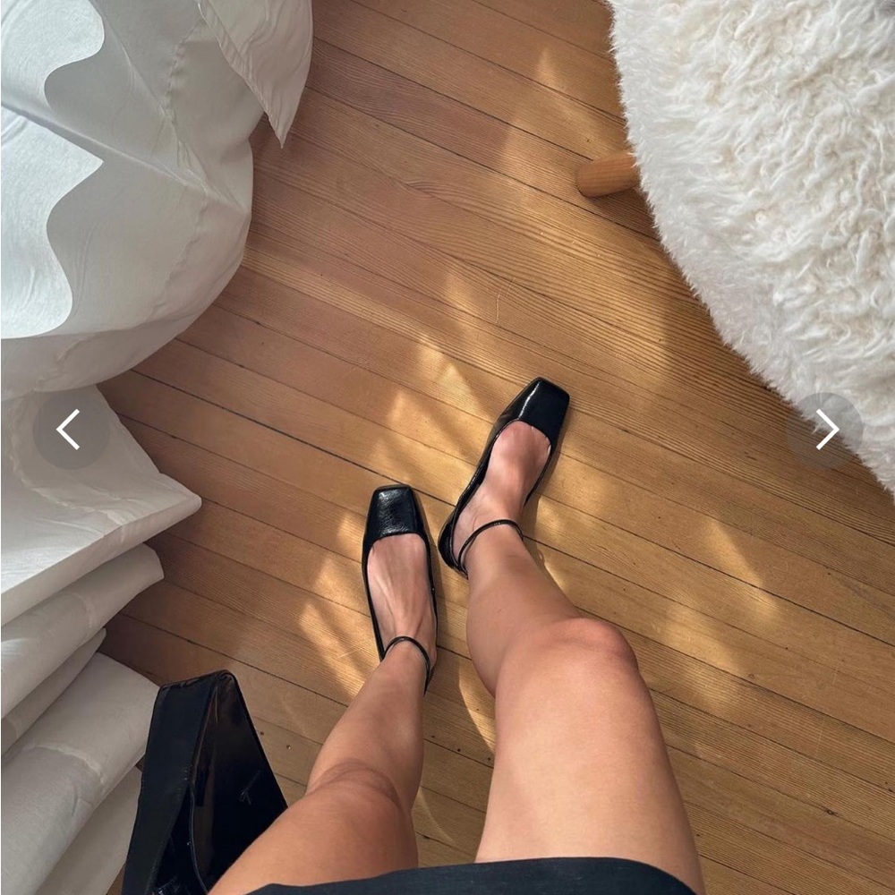 Dolce Vita Square Toe Flats - Burgundy